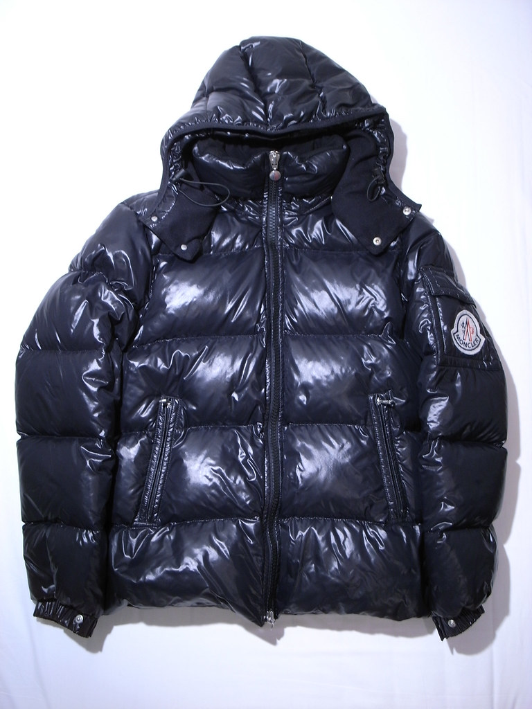 36b8698e bb6c 4226 af63 b499c69c635e モンクレール メンズ スウェットシャツ